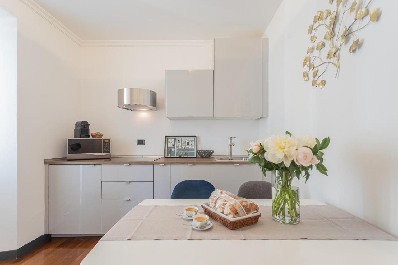 Lake Holiday Como By Rent All Комо Екстериор снимка